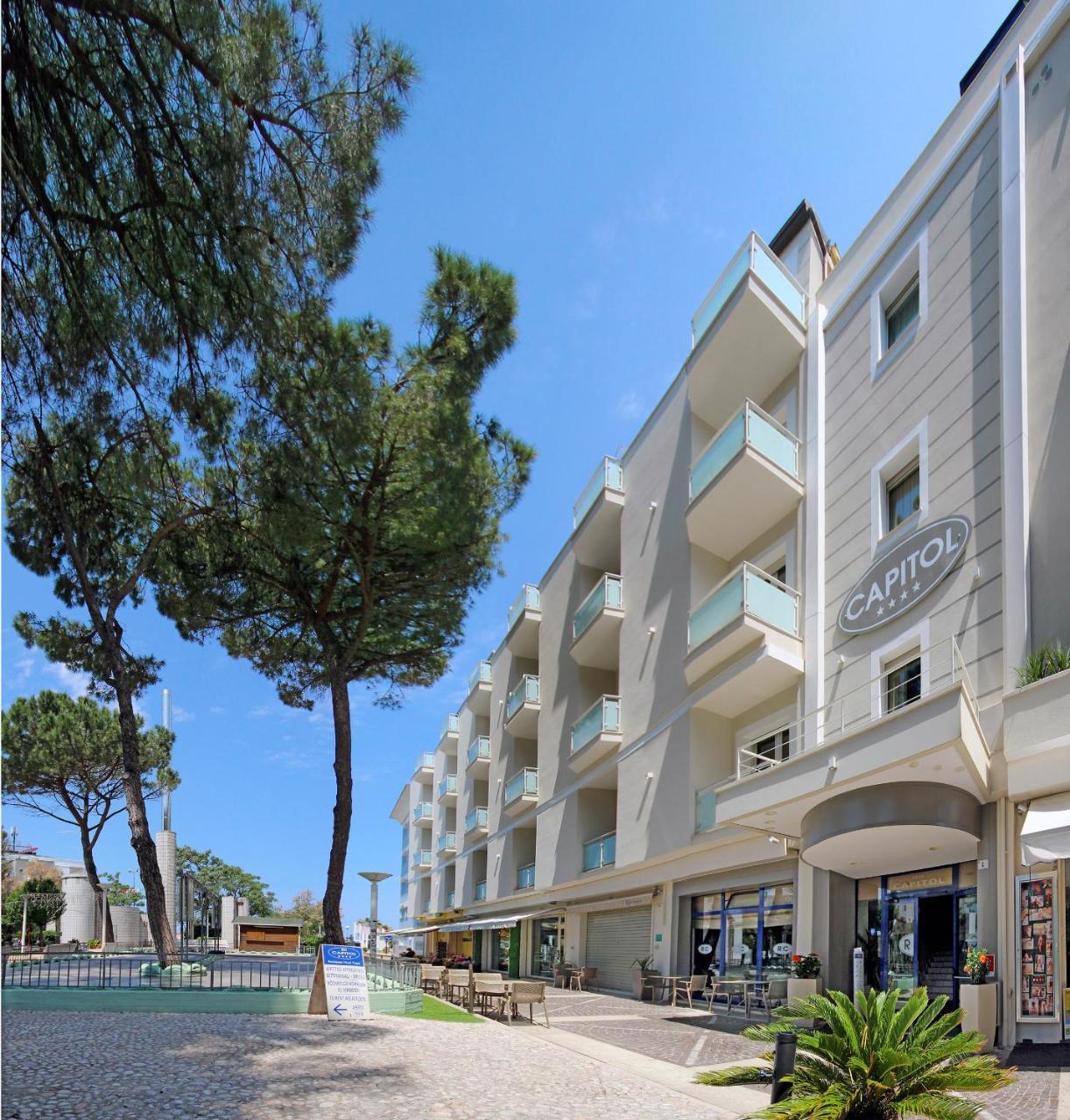 Residence Capitol Cattolica Esterno foto